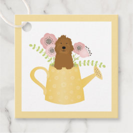 Goldendoodle in Watering Can Gult Gåvor Etiketter