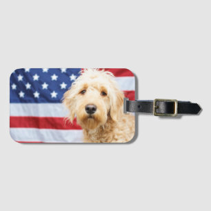 Goldendoodle med amerikansk Flagga Bagagebricka