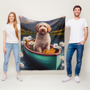 Goldendoodle på paddel: Ett naturskönt äventyr Fleecefilt
