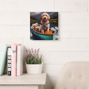 Goldendoodle på paddel: Ett naturskönt äventyr Fyrkantig Klocka