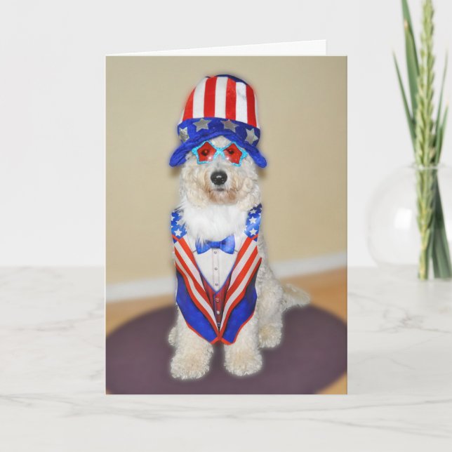 Goldendoodle-patriotiskt kort (Framsida)
