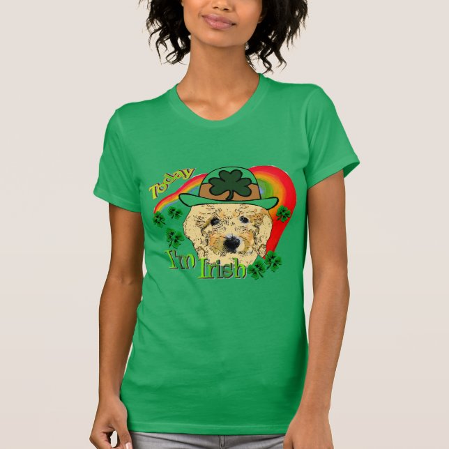 Goldendoodle St patricks day T Shirt (Framsida)