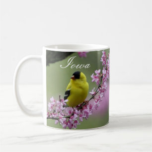 Goldfinch på Redbud Gren, Iowa State Bird Mugg