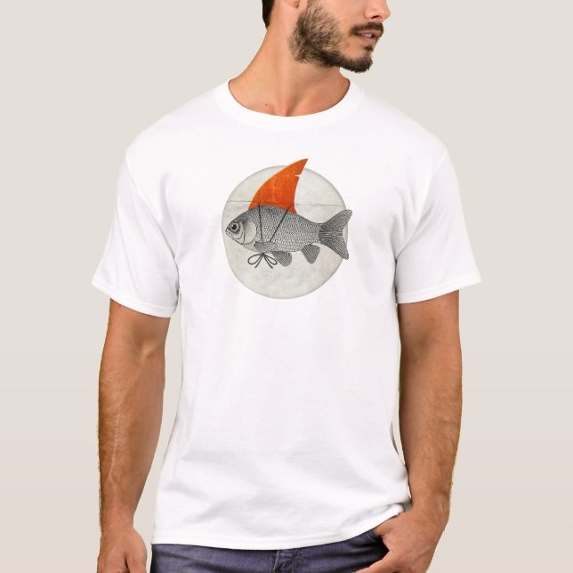 Goldfish with a Shark Fin T Shirt (Framsida)