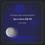 Golf bachelor Party - golfing resa Navy blue golf Fyrkantigt Klistermärke<br><div class="desc">En snyggt och ett mångsidigt tillbehör för att lägga till en personlig vid firande. Det här klistermärket har en elegant utformning med en coola som illustrerar ett golf boll mot en solig golfbana, som fångar idrottens innersta väsen i en lugn och en klassisk ton. Stämningen kommer att vara både sofistikerad...</div>