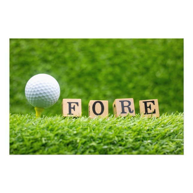 Golf boll är på beställning med grönt gräsbakgrund fototryck (Framsidan)