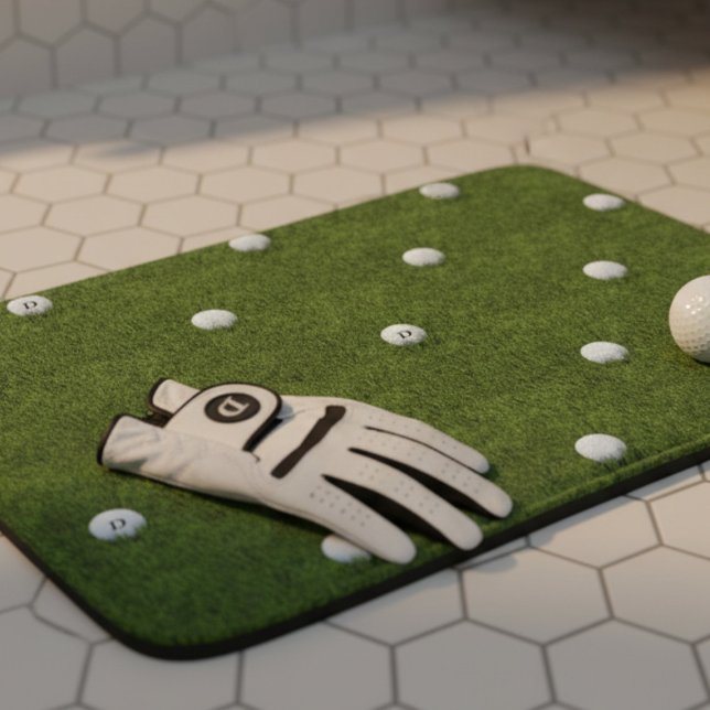 Golf Boll Monogram Grönt Grass Large Bath Mat Badrumsmatta (A comfortable, durable, and personalized bath mat that celebrates their favorite sport.)
