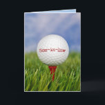 Golf Boll on Tee for Son-in-law's Birthday Card Kort<br><div class="desc">Stäng golf boll på rött T i grönt gräs för att sonen ska föda. Text på boll kan redigeras.</div>