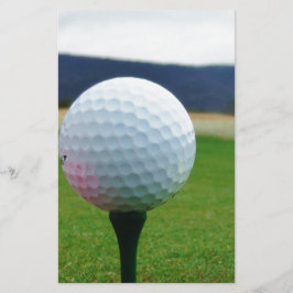 Golf Boll på en golfbana i bergsområden