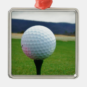 Golf Boll på en golfbana i bergsområden Julgransprydnad Metall