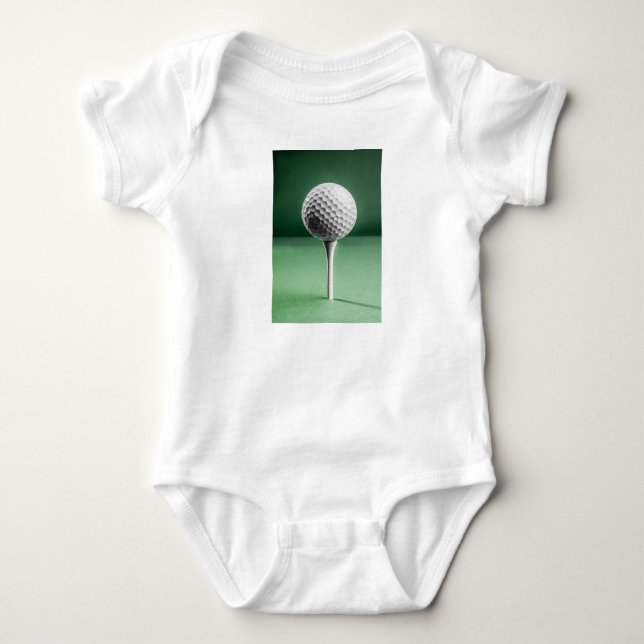 Golf Boll på Tee Shirt (Framsida)