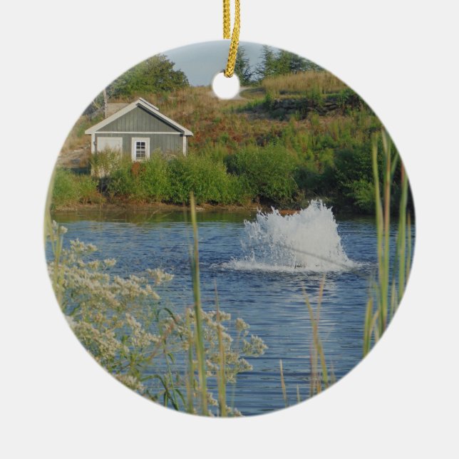 Golf Course Pond och fontän Julgransprydnad Keramik (Framsidan)