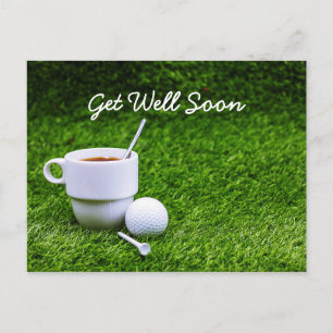 Golf kommer snart bra med kopp i te och golf boll vykort