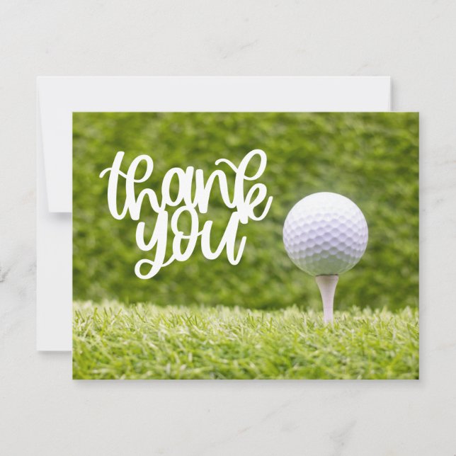 Golf-tack-kort med golf boll på grönt gräs (Framsida)