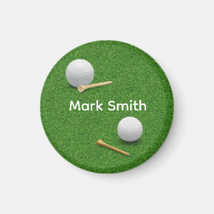 Golfboll och Tee på grön gräsmatta knapp Magnet