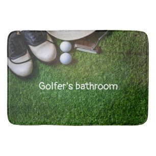 Golfers badrum med golf bollar på grönt gräs b badrumsmatta