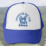 Golfers Golf Tour Truckerkeps<br><div class="desc">Golfers Golf Tour Hat. En hatt för golfererna på turné. Golfhatt med golfturné och resans år. Blå text.</div>