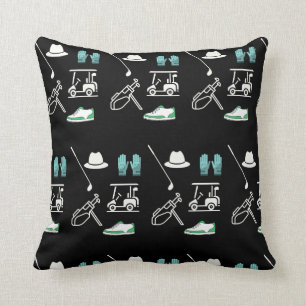 Golfplatta med handskar, järn-sko golfer på svart kudde