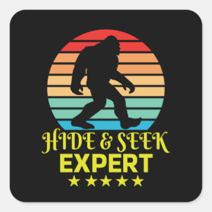 Göm och försök med expertstöd Bigfoot Funny Fyrkantigt Klistermärke