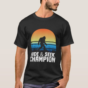 Göm och sök Champion Sasquatch T Shirt