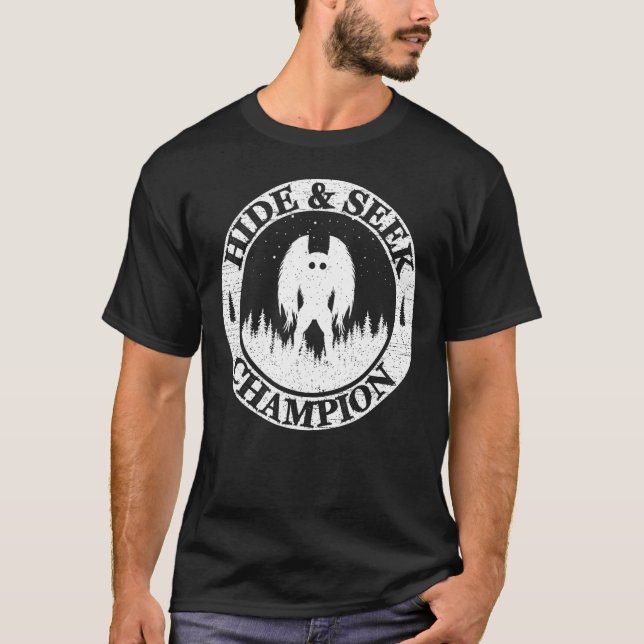 Göm och sök världsmästerskapet Mothman Cryptid Fun T Shirt (Framsida)