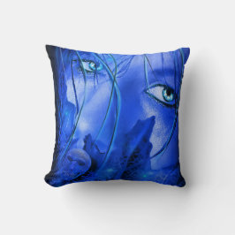 GÖMT RÄDSBLÅGIRL MED SKULL Pillow Kudde