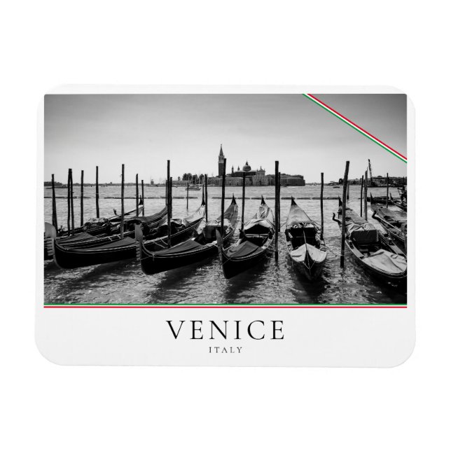 Gondolas i Venedig i svartvitt Magnet (Horisontell)
