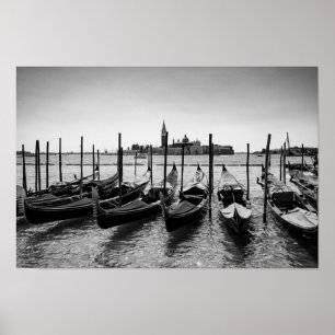 Gondolas i Venedig i svartvitt Poster