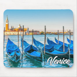 Gondolas in vackra Venedig, Italien Musmatta