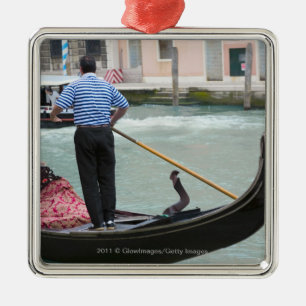 Gondoler i den Venedig kanalen Julgransprydnad Metall