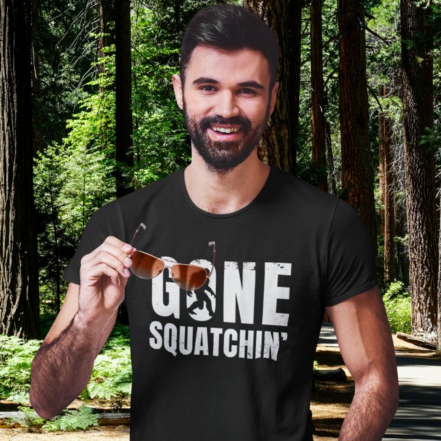 Gone Squatchin' Funny Bigfoot Sasquatch Gift T Shirt (Skapare uppladdad)