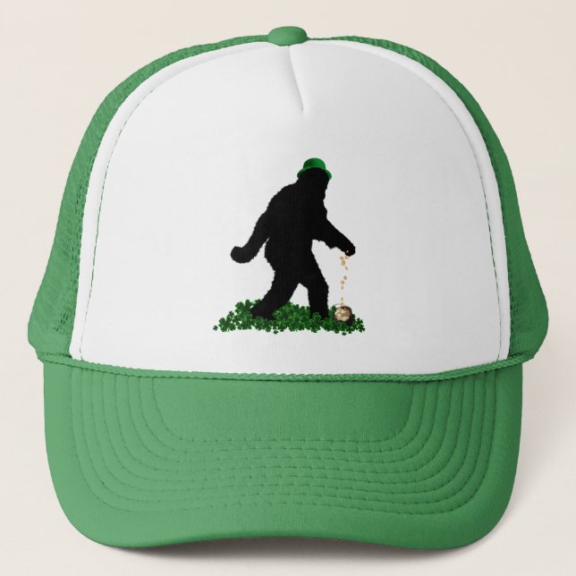 Gone Squatchin' on St. Patrick's Day Keps (Framsida)