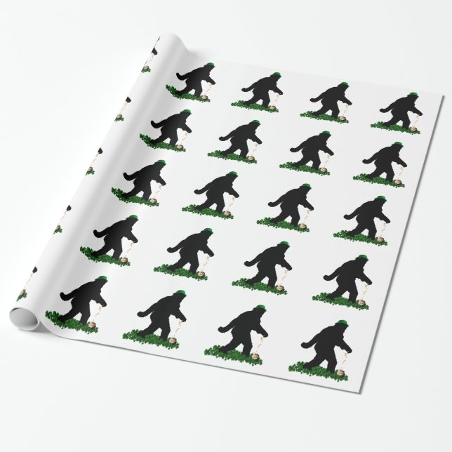 Gone Squatchin' on St. Patrick's Day Presentpapper (Utrullad)