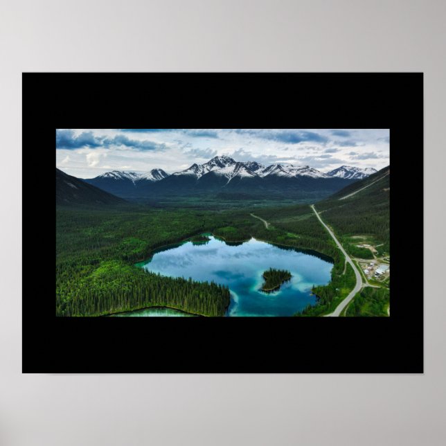Good Hope Lake Kanada Affisch (Framsidan)