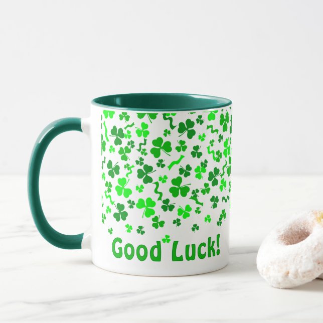 Good Luck Four Leaf Clover Shamrocks Personalized Mugg (Med munk)