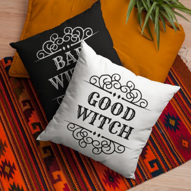 Good or Bad Witch Black Reversible Halloween Kudde (Skapare uppladdad)