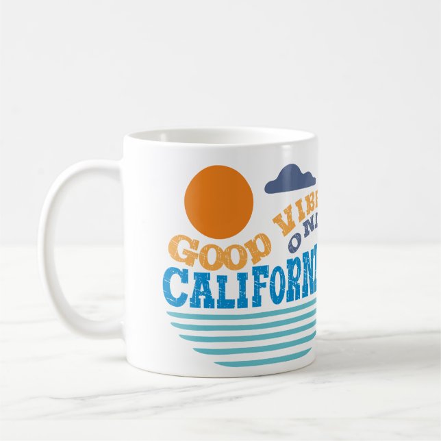 Good Vibes Only California Mug – Retro Sunset Beac Kaffemugg (Vänster)