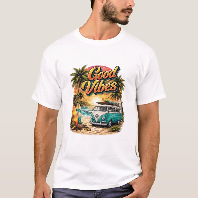 Good Vibes Retro Beach Van T-Shirt | Summer Surf  (Framsida)
