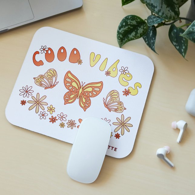 Good Vibes Retro Hippie Flower Butterfly Namn Musmatta (Skapare uppladdad)