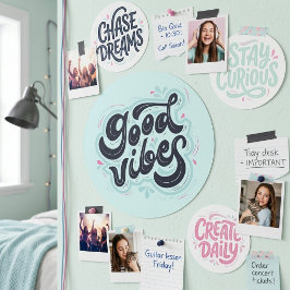 Good Vibes Sticker Runt Klistermärke