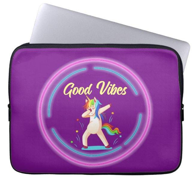 Good Vibes Unicorn Laptop Fodral (Framsidan)
