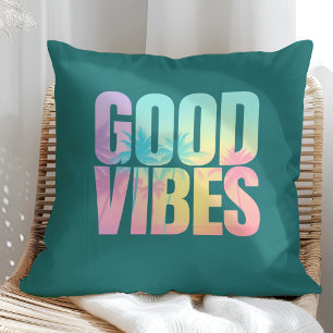 "Good Vibes" Vibrant Tropical Quote Kudde