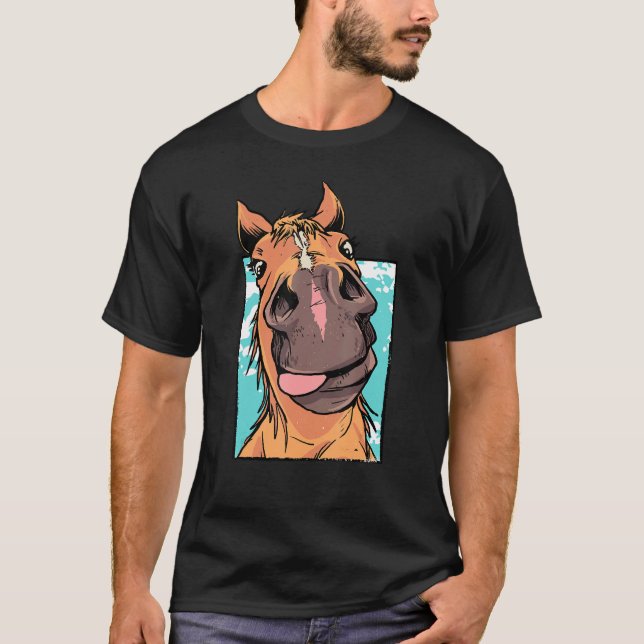 Goofy Horse Sticking Tunga Out Funny Farm Animal T Shirt (Framsida)