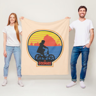 Goonies Retro Mikey Riding Bike Graphic Fleecefilt