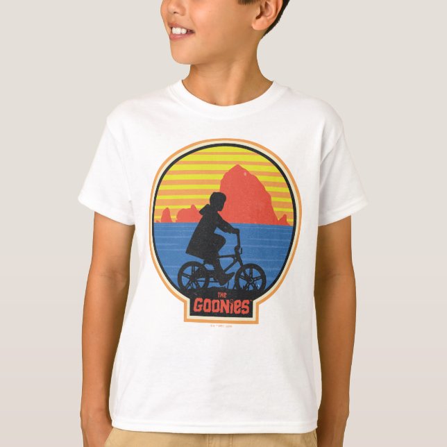 Goonies Retro Mikey Riding Bike Graphic T Shirt (Framsida)
