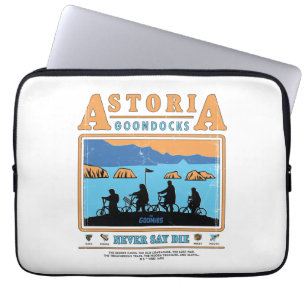 Goonies Silhouettes over Astoria Goondocks Laptop Fodral