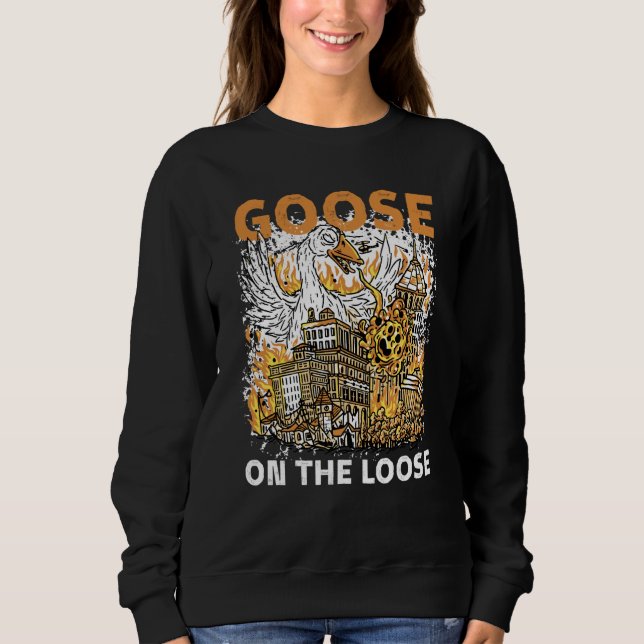 Goose Is On The Loose Waterbird Animal Goose T Shirt (Framsida)