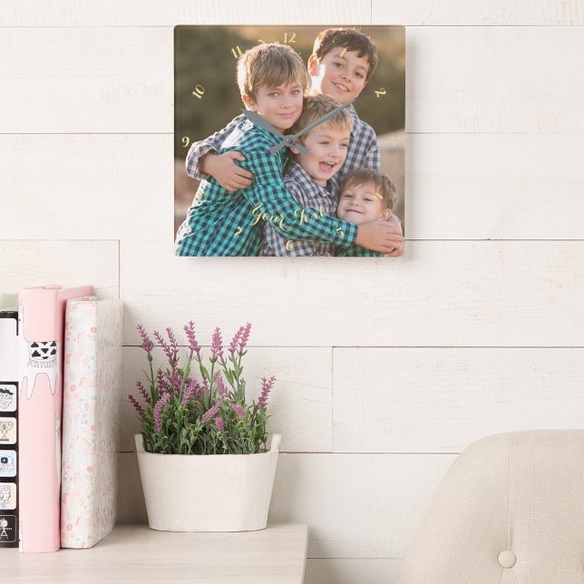 Gör Anpassningsbar Family Baby Kids Bröllop till e Fyrkantig Klocka (Make Custom Family Baby Kids Wedding Couple Photo Square Wall Clock)