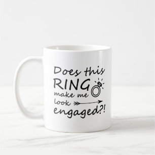 Gör denna ring mig att se förlovad? kaffemugg