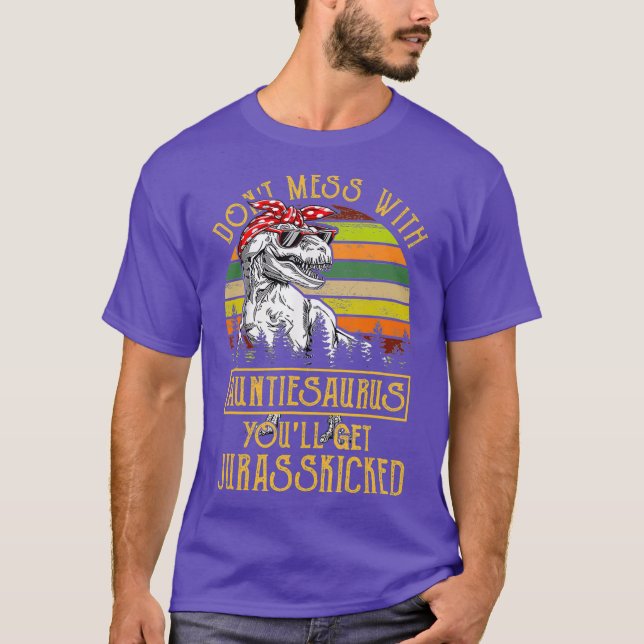 Gör dig  med Auntiesaurus. T Shirt (Framsida)
